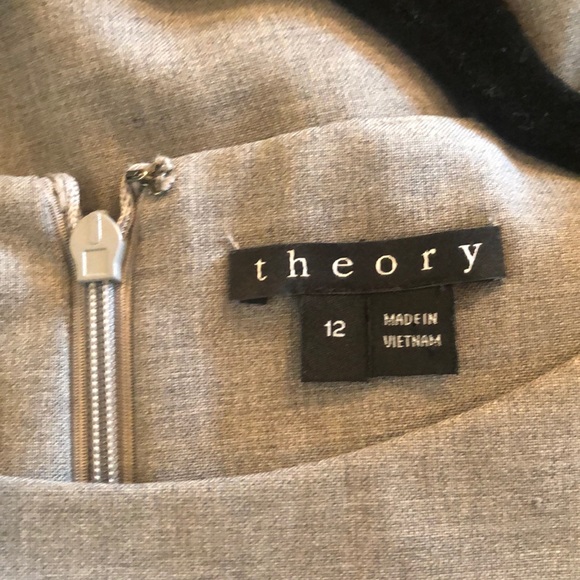 Grey dress - Picture 3 of 3